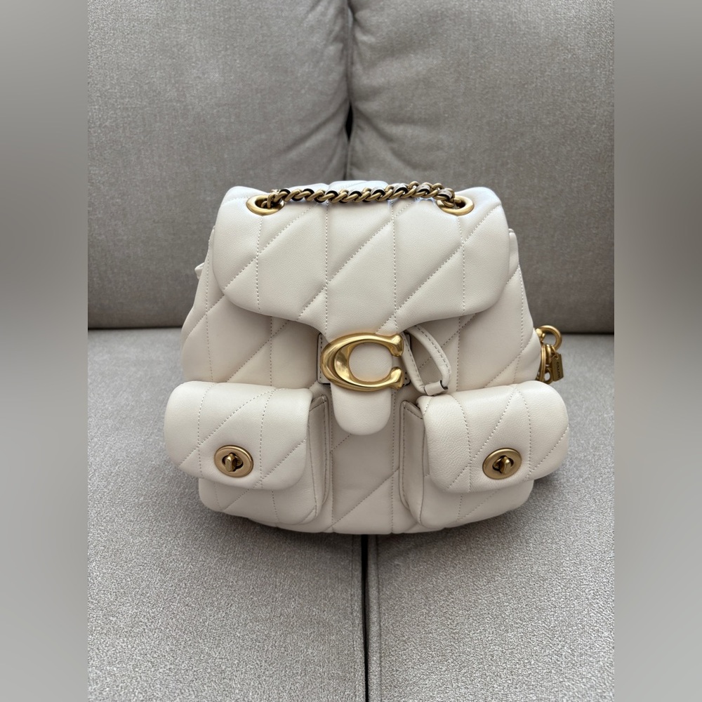 Coach Tabby Backpack With Pillow Quilting - Brass/Chalk